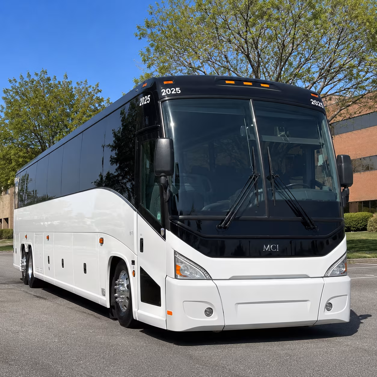 charter buses to mohegan sun arena and foxwoods grand theater