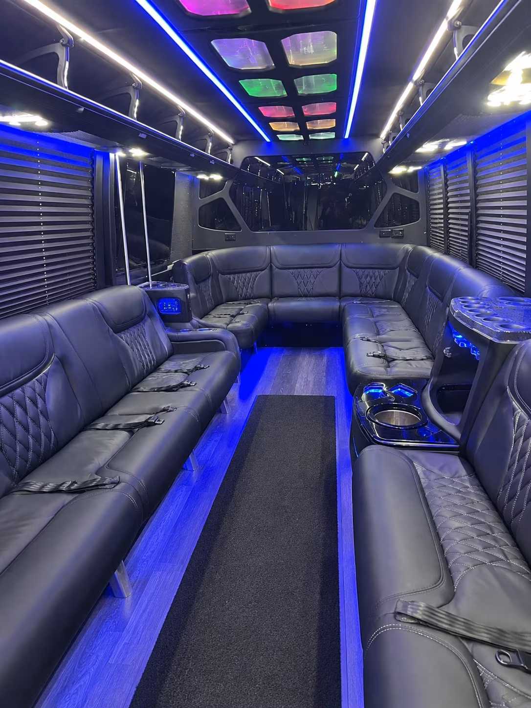prom and graduation party buses serving waterbury high schools
