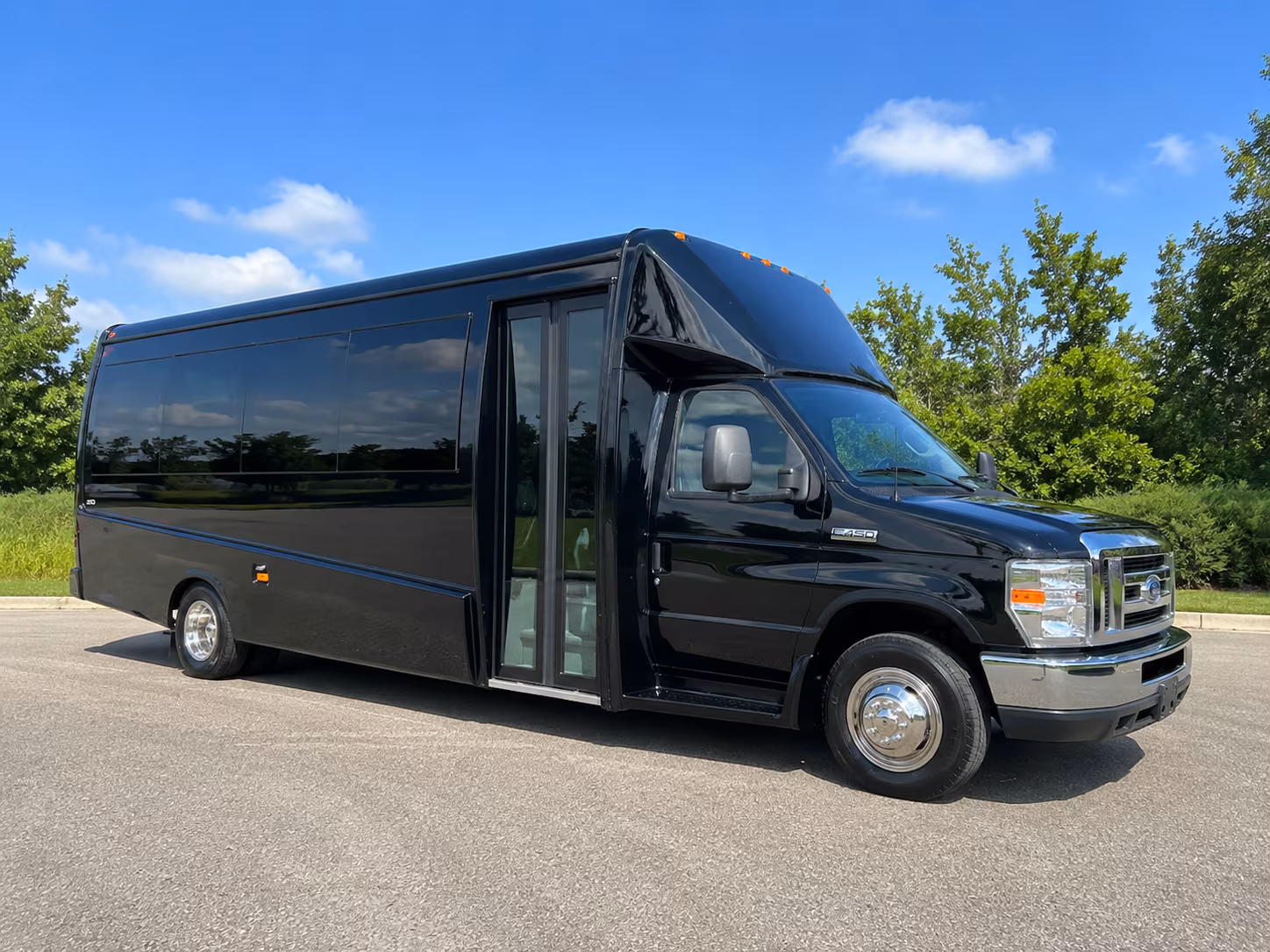 waterbury airport transportation onboard seating